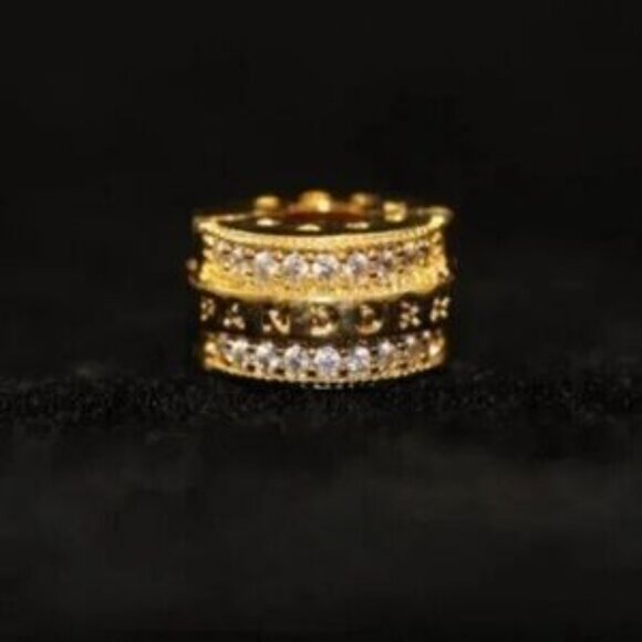 Pandora Sparkling Pav?? Lines & Logo Clip Charm - Picture 2 of 4